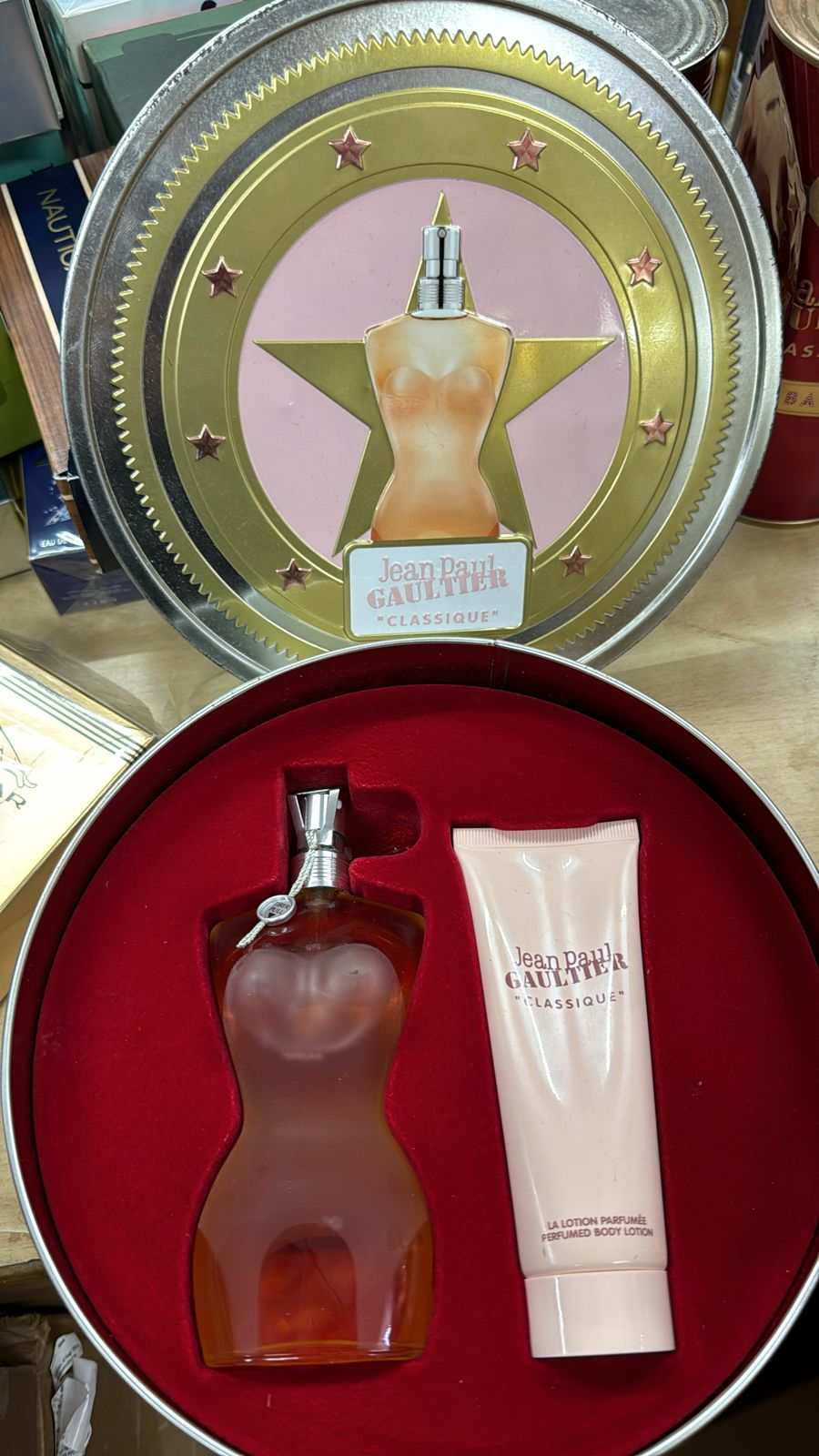 Jean Paul Gaultier Classique GIFT SET with 100ML EDT PERFUME + 75ML BODY LOTION